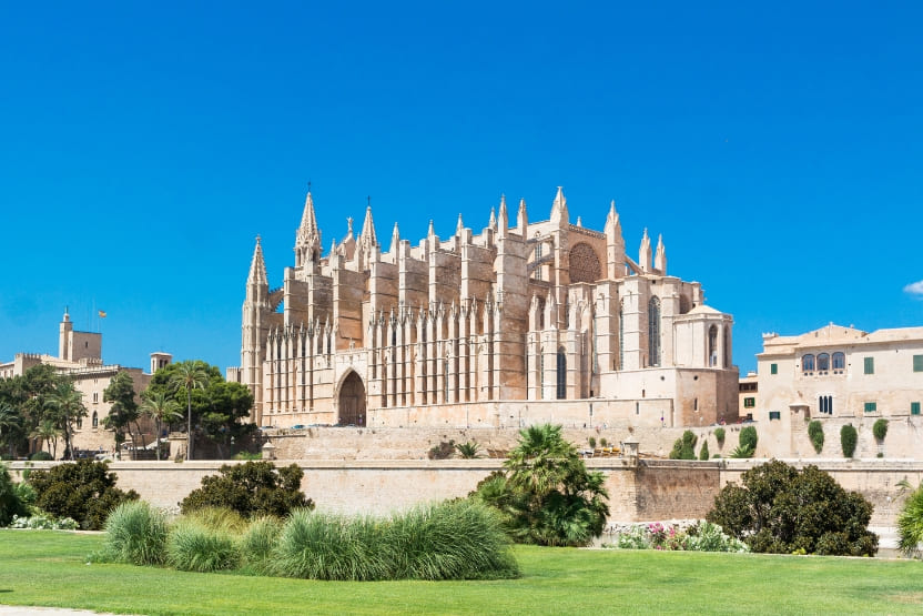 palma old town hotel cathedral