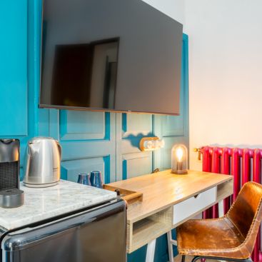 palma suite desk